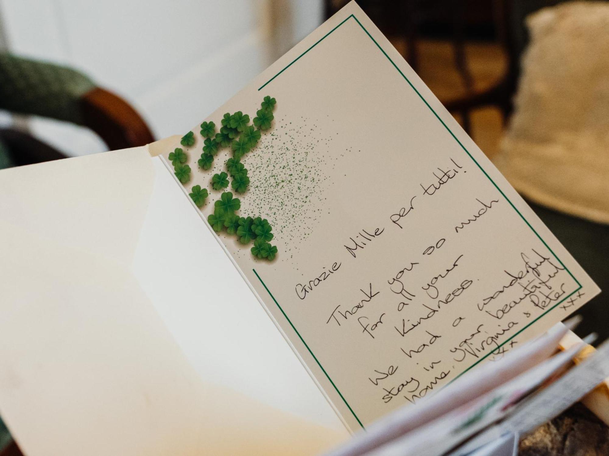 Lo Specchio Dei Papiri Bed & Breakfast Napoli Bagian luar foto