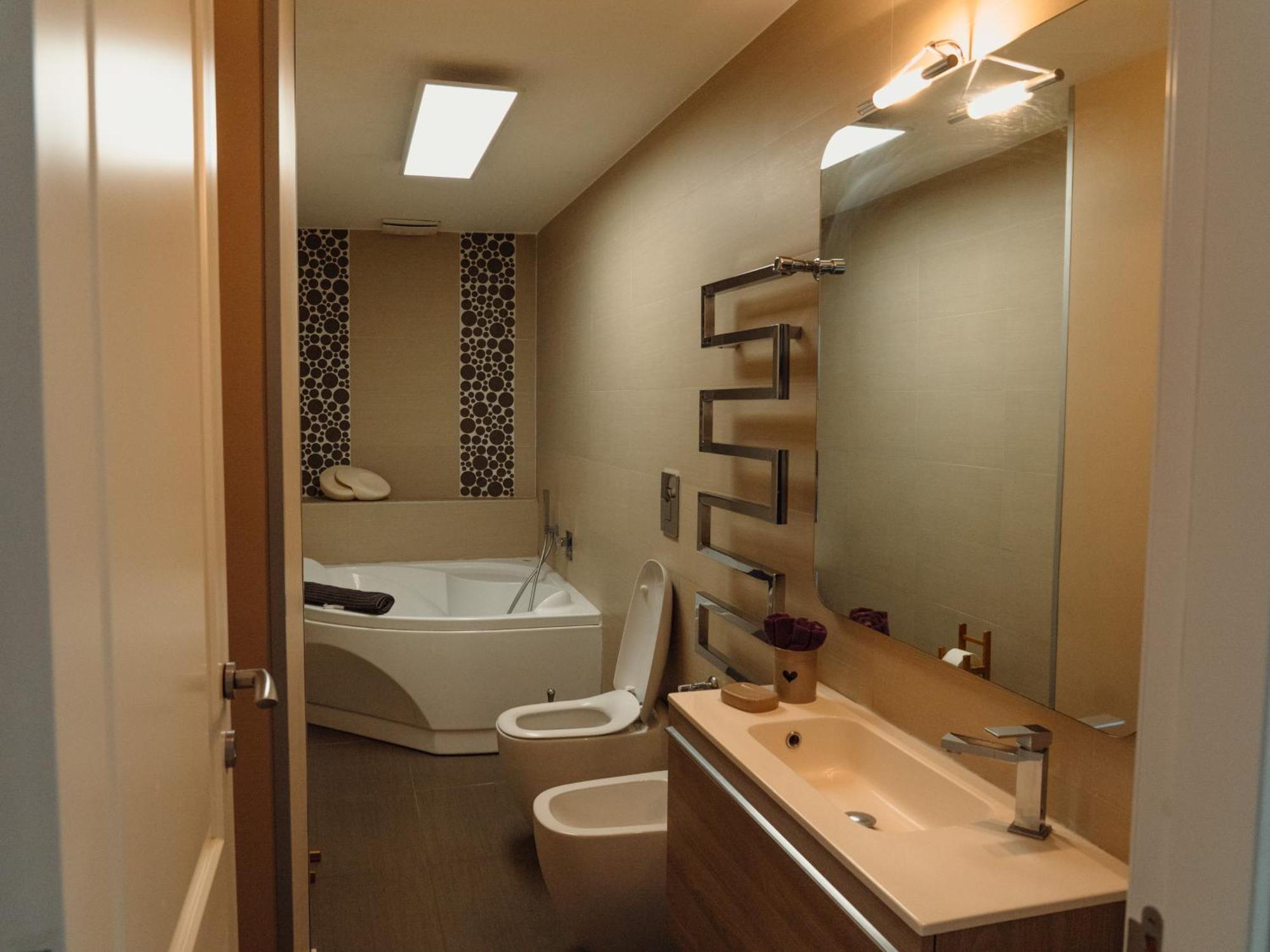 Lo Specchio Dei Papiri Bed & Breakfast Napoli Bagian luar foto